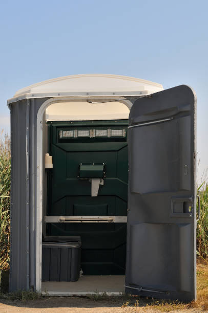 Best Portable toilet rental cost  in Madison, WV